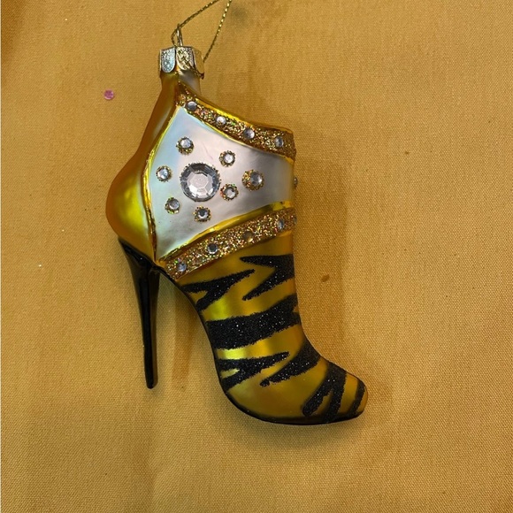 Beautiful Boot Ornaments for your Tree (4) - Picture 3 of 5